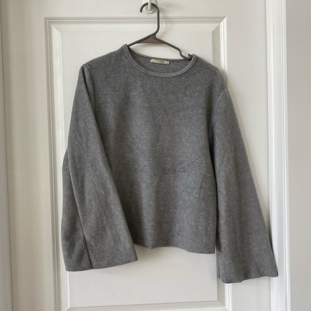 zara bell sleeved sweater